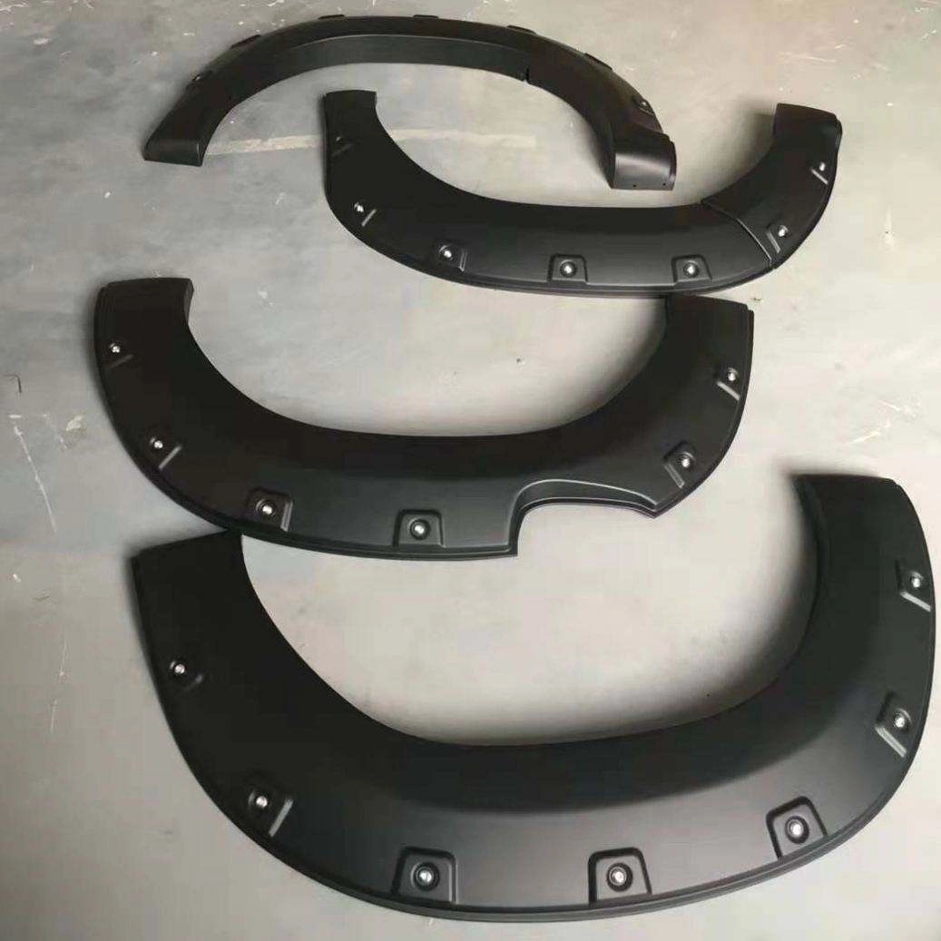 Plastic Customized Car Fender Flare Trailer Plastic Fender for Toyota Hilux Revo2016-2019