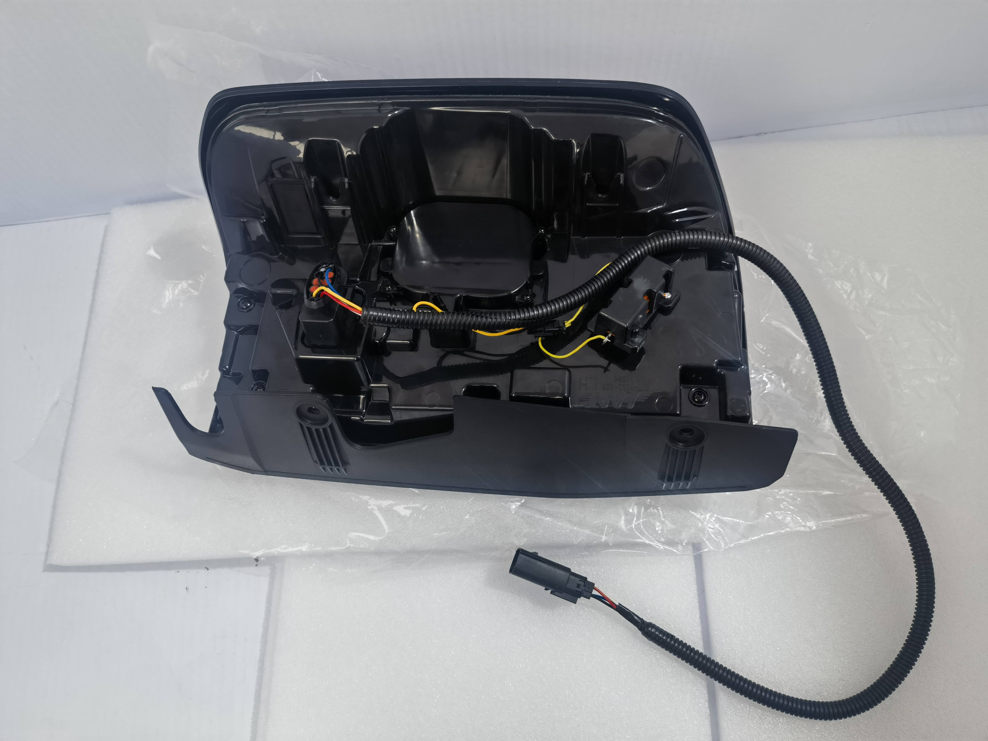 LED Tail Lamp Clear Rear Light for 2023 Ranger T9 Condition 