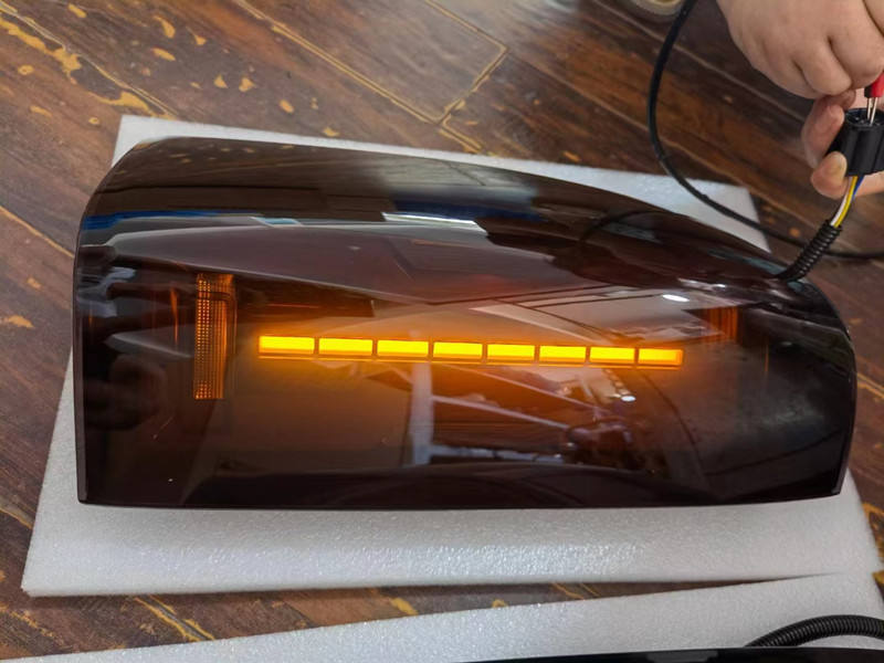 Tail Lamp Tail Light Assembly Suitable for HILUX Revo 2016-2021