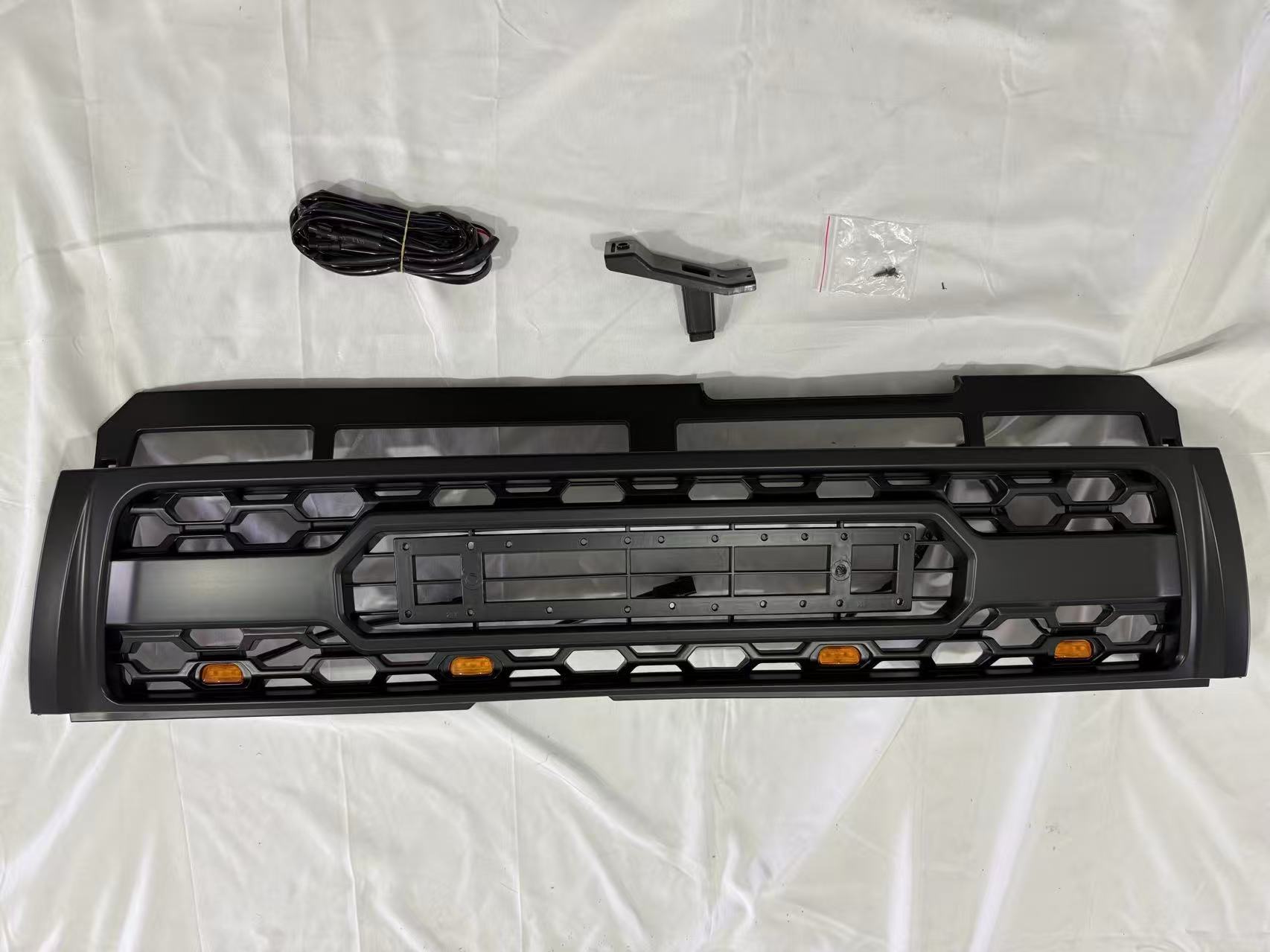 1998-2002 Auto Parts Front Grille Fit for NISSAN PATROL Y61