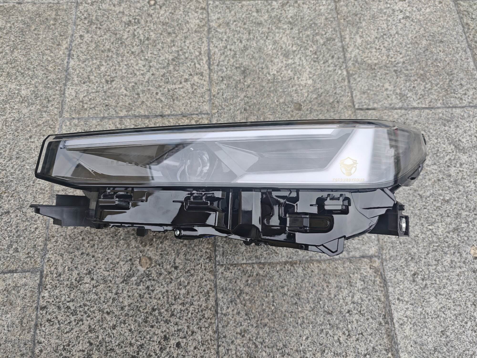 LED Head Lamp for Toyota HILUX TRAVEO 2026