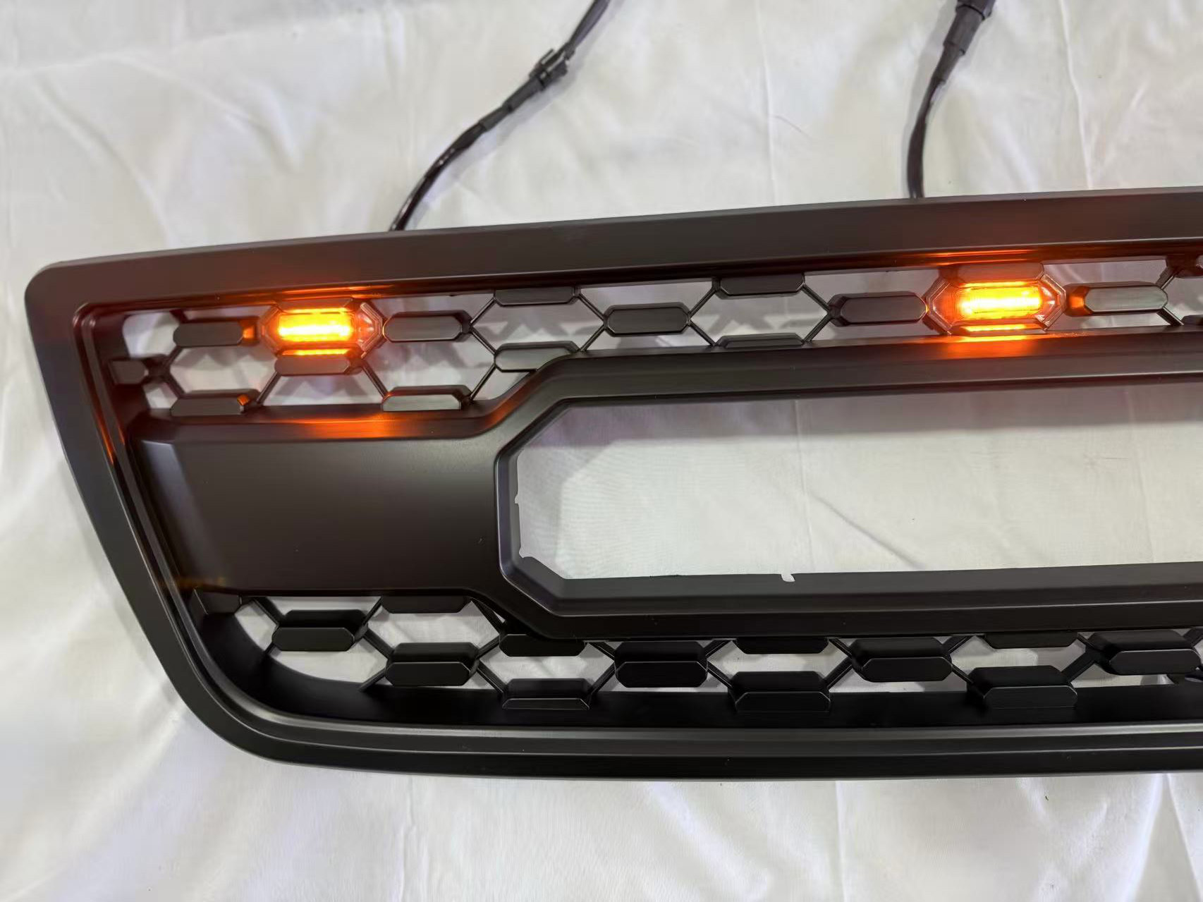 Car Front Parrilla Bumper Front Grill Facelift for Lexus Gx570 98-02 Grille