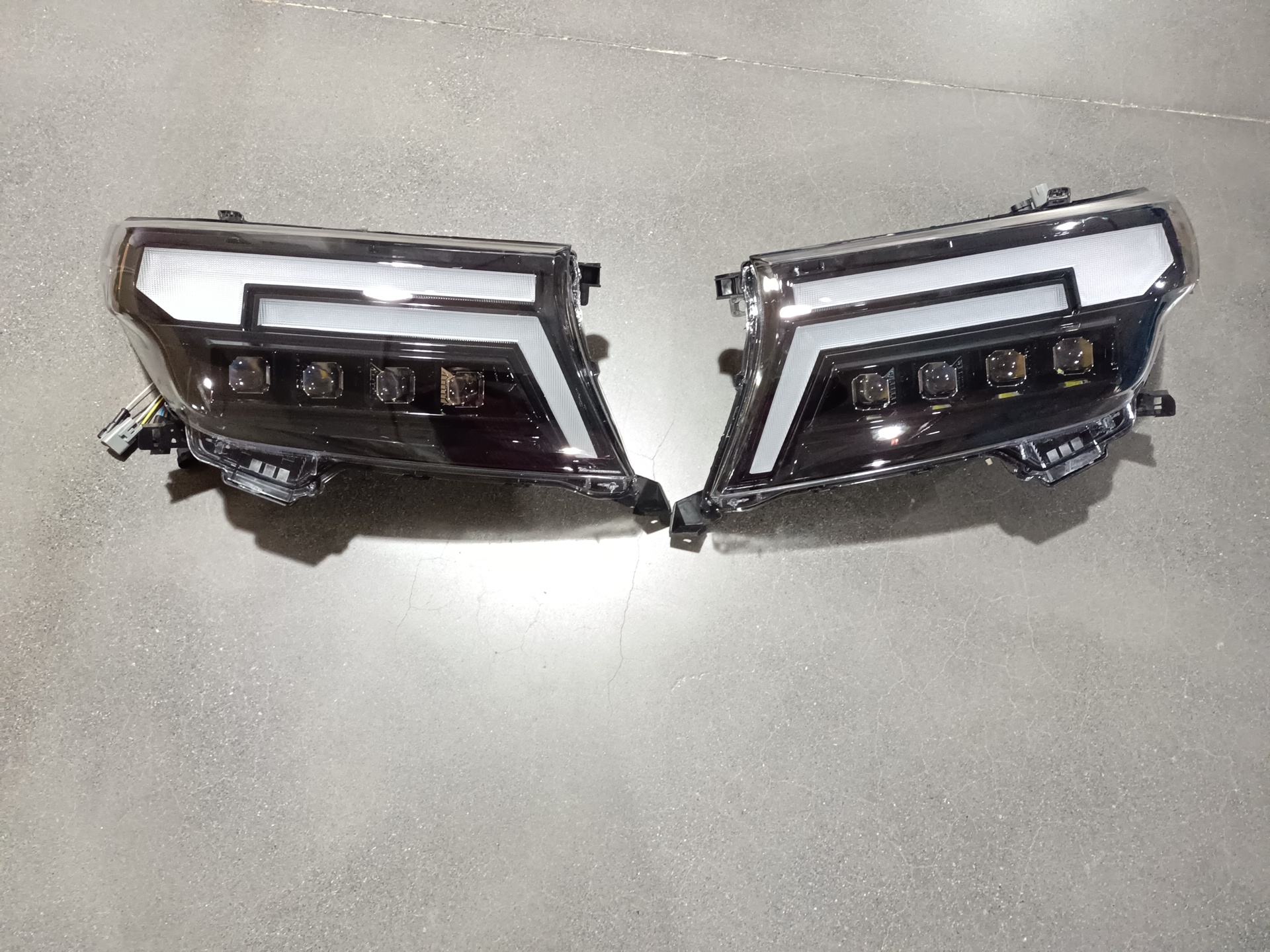  4lens LED Head Lamp for Land Cruiser 2012-2015